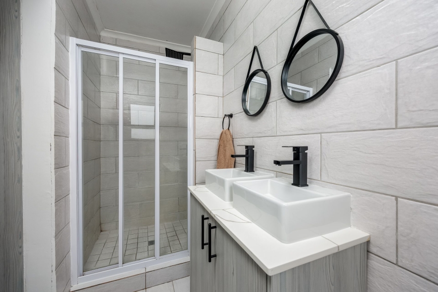 3 Bedroom Property for Sale in Annandale Western Cape